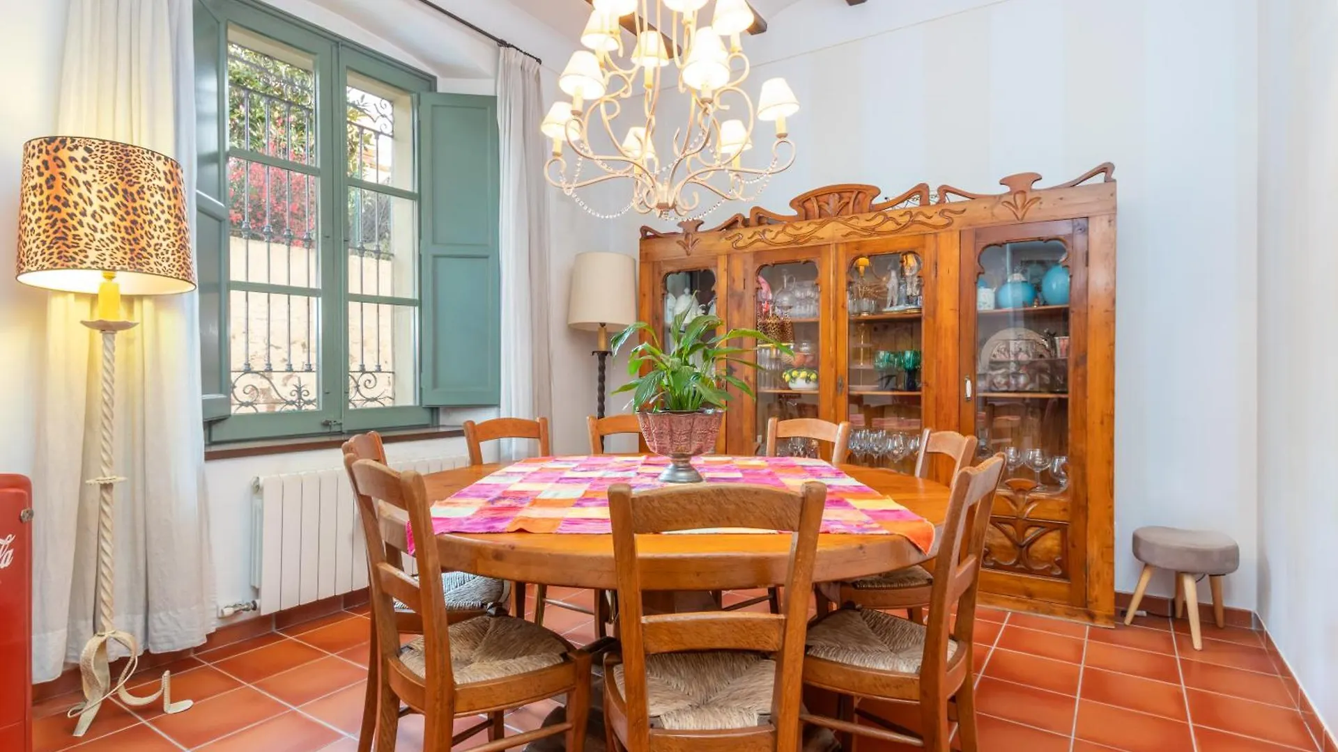 Сasa de vacaciones Villa Oasis En El Centro De Palafrugell